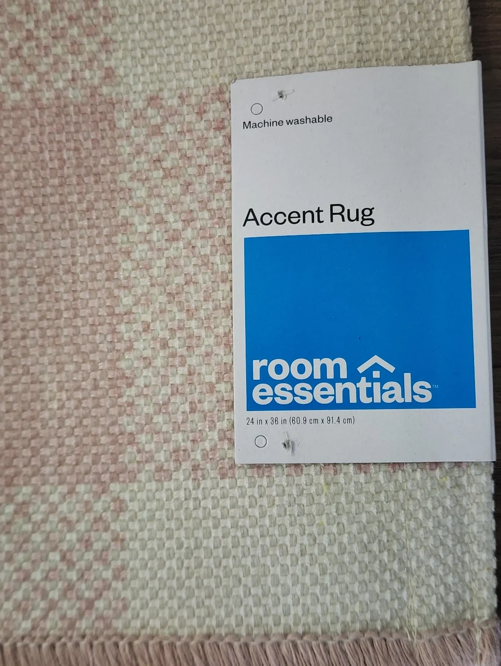 Room Essentials Pink and Cream Check Accent Rug